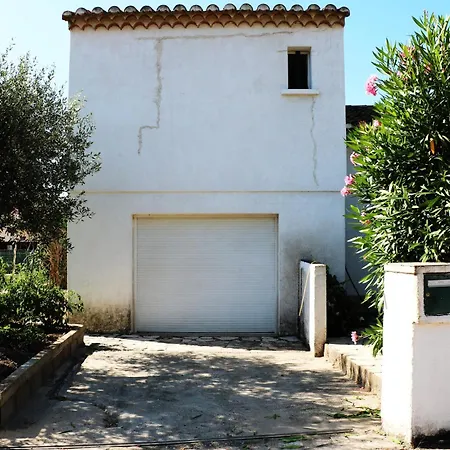 Apartment Tres Pres D'arles Et Au Calme *